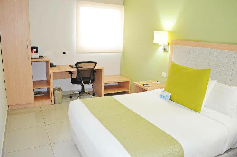 Sleep Inn Culiacan Culiacán Exterior foto