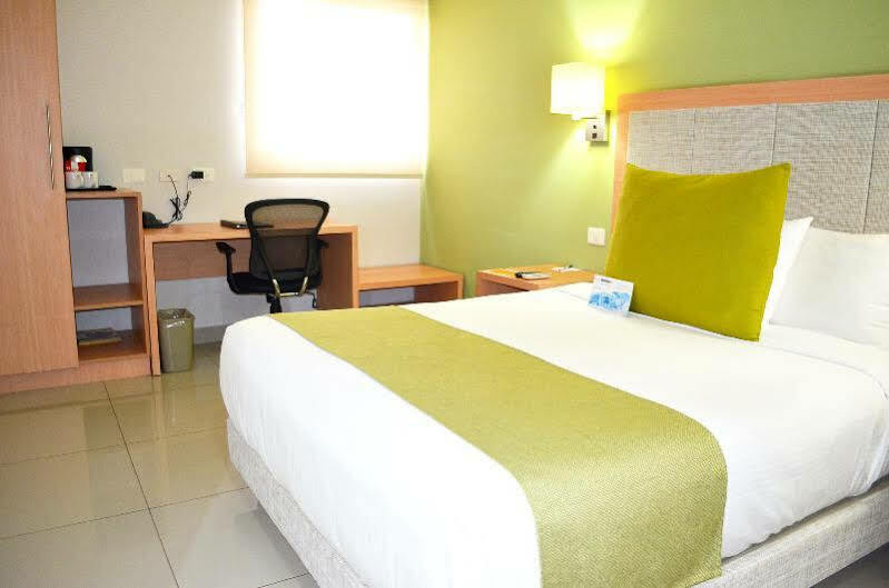 Sleep Inn Culiacan Culiacán Exterior foto
